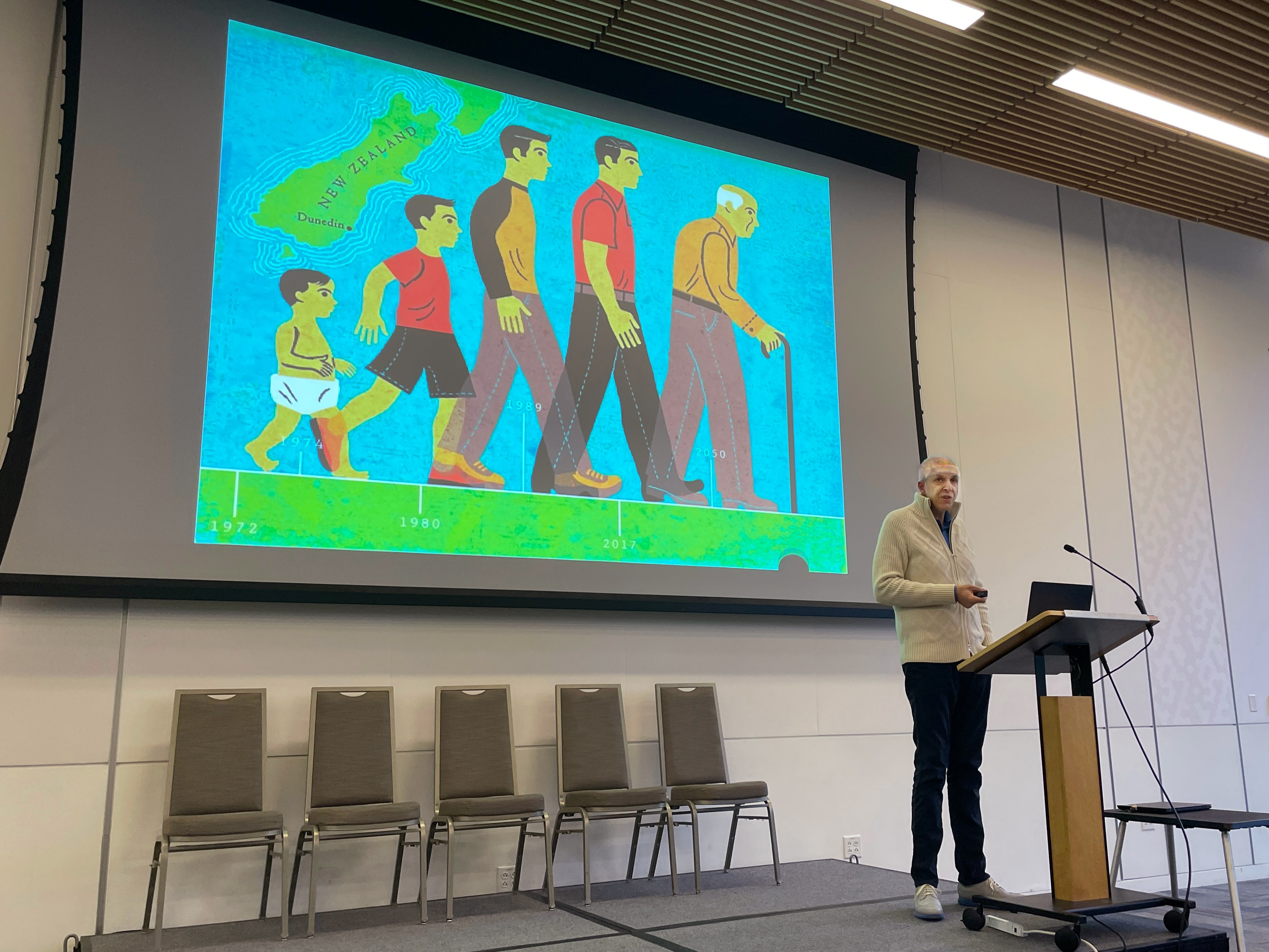 Ahmad Hariri presenting