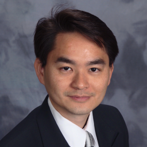 Tuyen Phan headshot